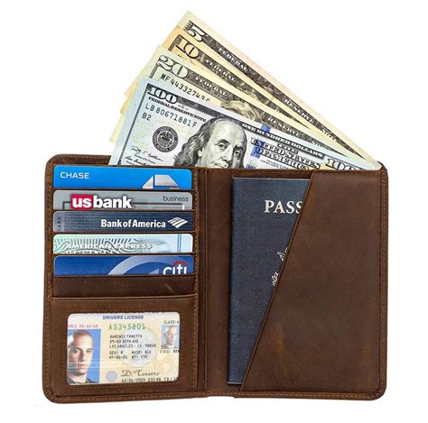 lightest wallet for travel world.